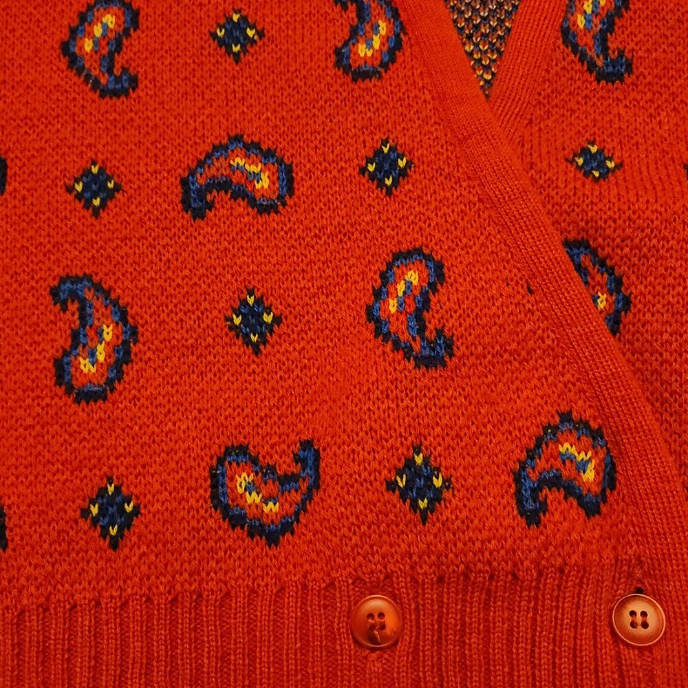 VINTAGE WOMENS PENDLETON CARDIGAN SWEATER VEST WITH PAISLEY PATTERN - Picture 3 of 9
